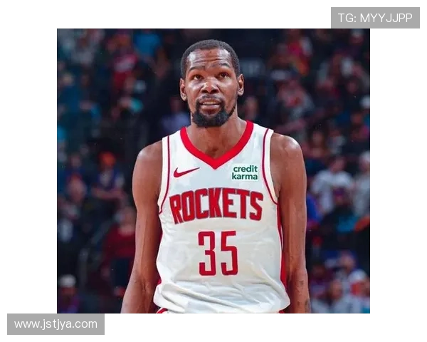 杜兰特手感冰冷第三节仅两次出手命中一球全场表现明显下滑