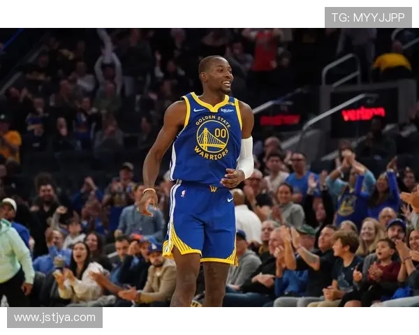 库明加与勇士达成续约协议新赛季将身披1号球衣出战 库明加与勇士达成续约协议新赛季将身披1号球衣出战